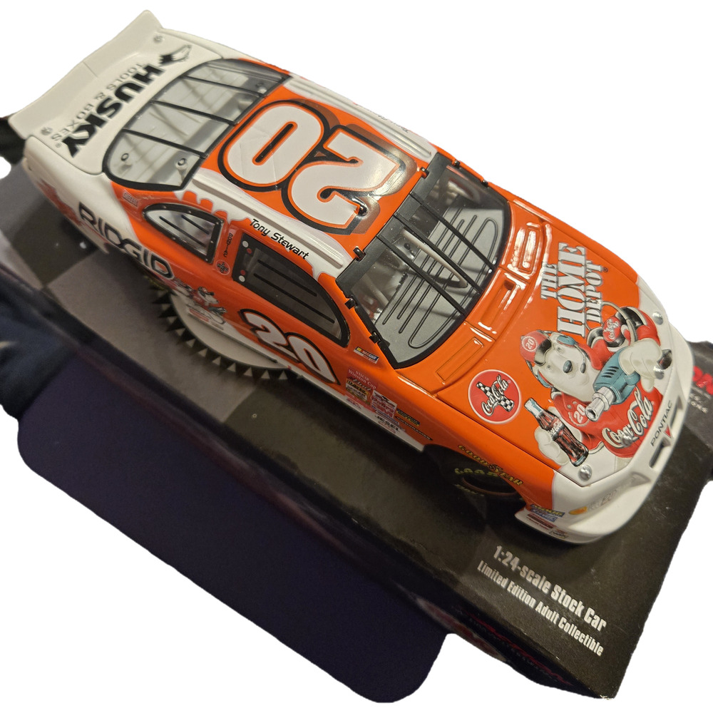 Action Tony Stewart 20 Home Depot Coca-Cola Polar Bear 2001 Pontiac 1:24 Diecast